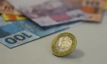 Receita paga lote da malha fina do Imposto de Renda nesta segunda