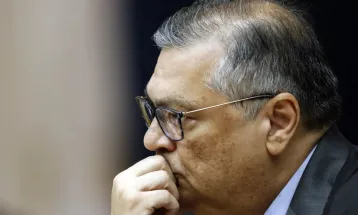 Dino autoriza entrada da ANPD, PDT e Instituto Sigilo em ação sobre privatização da Celepar