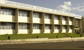 Unioeste publica três editais para contratar novos agentes universitários