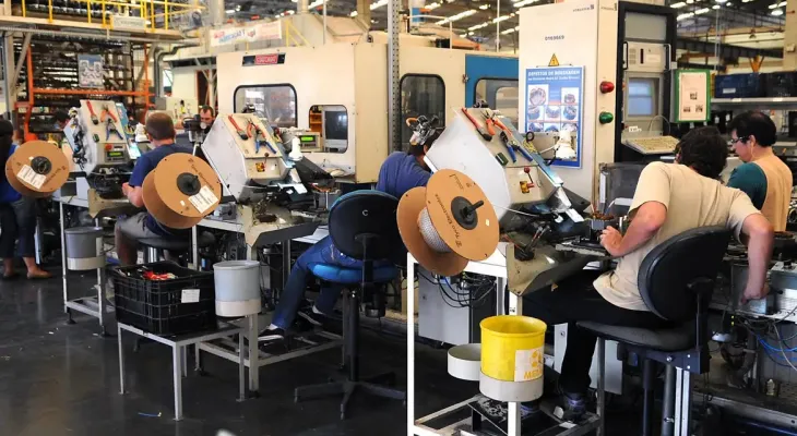 IBGE: indústria recua em sete dos 15 locais pesquisados em fevereiro