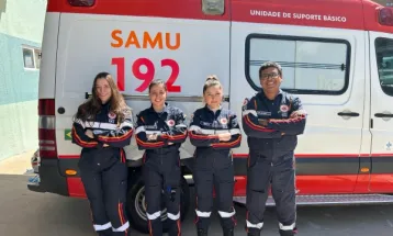 Mais um bebê nasce dentro da ambulância do Samu a caminho do hospital