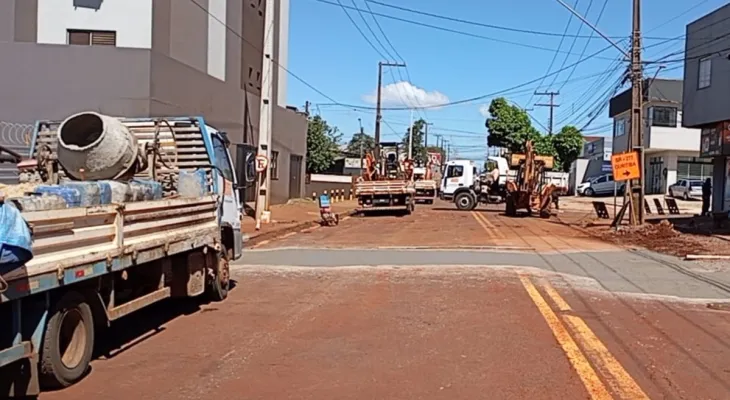 Trânsito na Rua Rio da Paz permanecerá interrompido até domingo à noite