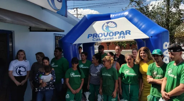 Ação solidária da Provopar entrega uma tonelada de alimentos para famílias de ecopontos em Cascavel