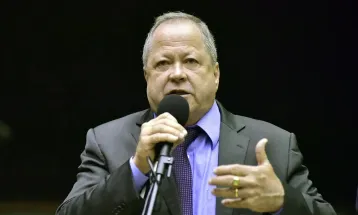 Moraes concede prisão domiciliar ao deputado Chiquinho Brazão