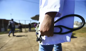 Apenas seis cursos de medicina têm nota máxima no Enade