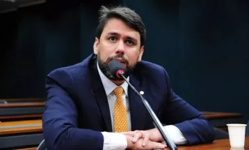 Lula estuda nova reforma ministerial de olho em apoios para 2026