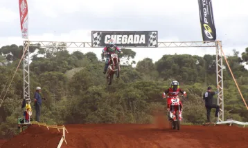 Cascavel sedia etapa de abertura do Campeonato Paranaense de Motocross