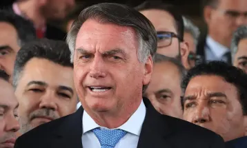 Após atendimento em Natal, Bolsonaro será transferido para Brasília