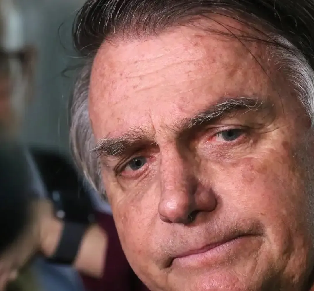 PGR dá aval para Bolsonaro fazer cirurgia no ombro