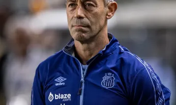 Santos demite técnico Pedro Caixinha após início difícil no Brasileiro