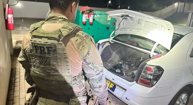 Casal é preso na BR-163 em Capitão Leônidas Marques com mais de 100 kg de maconha