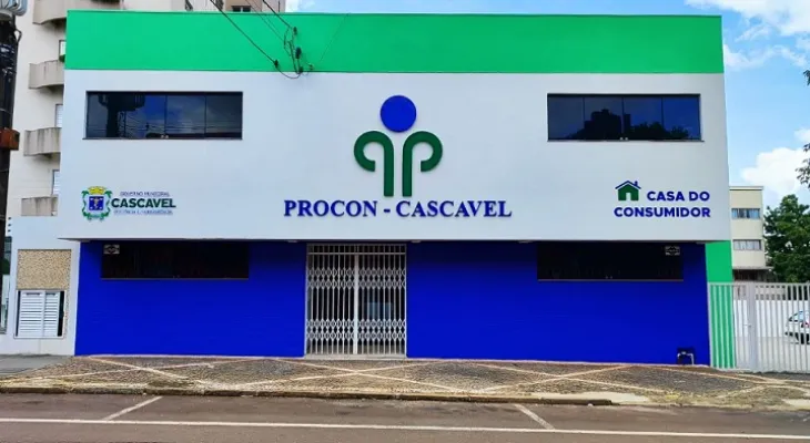 Procon de Cascavel registra mais de 4 mil reclamações no primeiro semestre e serviços financeiros lideram ranking