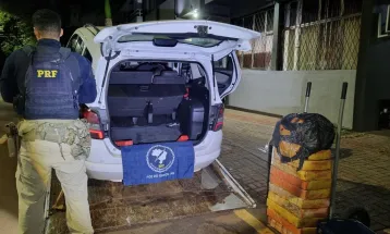 PRF e PM apreendem mais de 100 quilos de maconha após perseguição de 40 km na BR-277