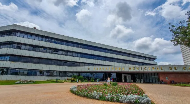 Justiça bloqueia pagamentos da Limpatec; Prefeitura de Cascavel explica suspensão de repasses