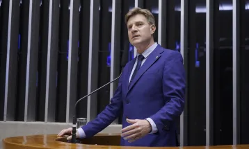 Câmara pauta aumento de número de deputados; Padovani se posiciona contra