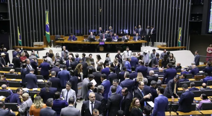 Câmara articula aumento no número de deputados federais