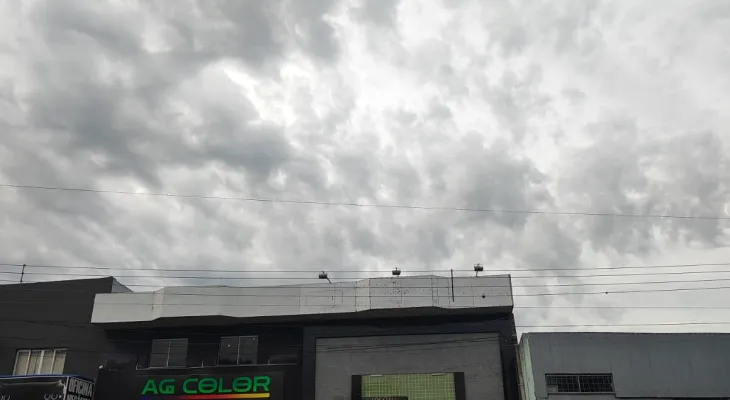 Céu limpo e ventos moderados marcam a quarta-feira em Cascavel