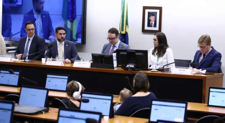 Deputados se dizem preocupados com impactos da suspensão da Voepass para o país