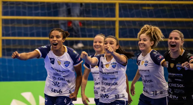 Em busca da sexta vitória consecutiva, Stein Cascavel Futsal encara o Cianorte neste sábado