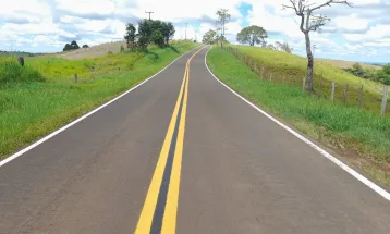 Rodovias do Paraná registram tráfego tranquilo neste domingo (18)