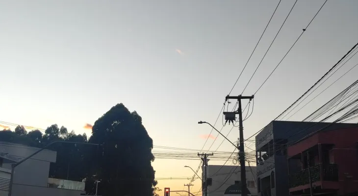 Terça-feira amanhece mais fria que o previsto em Cascavel