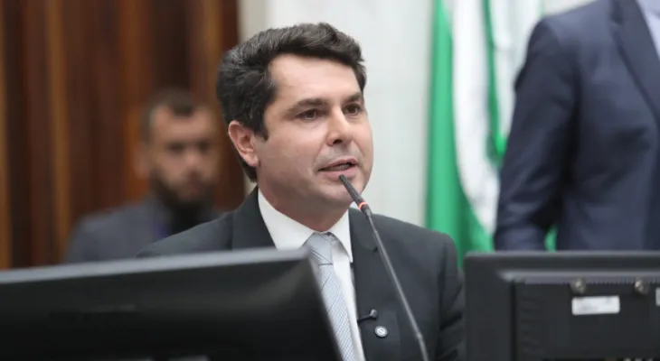 Alep prepara emenda para incluir dívidas do IPVA no Programa Regulariza Paraná