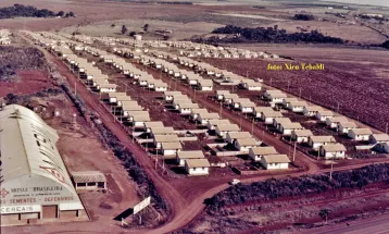 Saudade não tem idade: Conjunto Habitacional Guarujá em construção