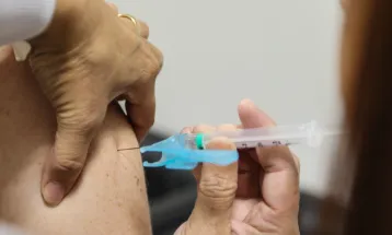 Saúde reforça importância da vacina com circulação de doenças respiratórias no Paraná