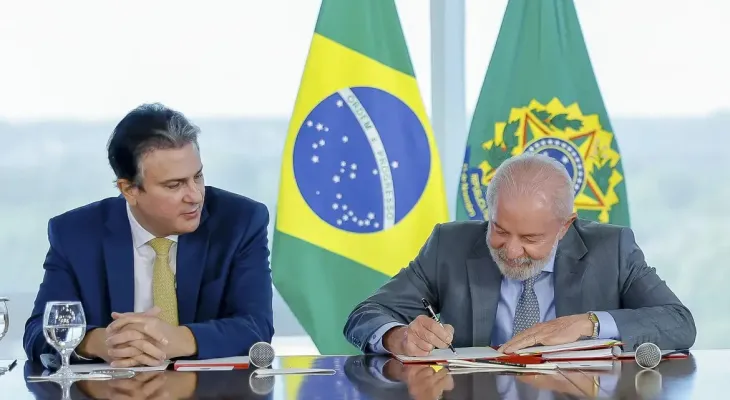 Decreto define medicina, direito e odonto como cursos exclusivamente presenciais