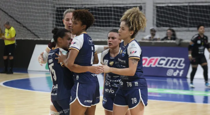 Stein Cascavel mantém os 100% de aproveitamento