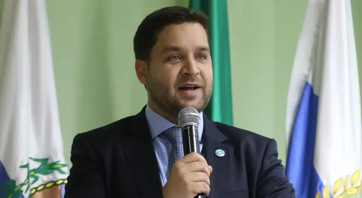 Vice-governador do Rio deixa cargo para assumir vaga no TCE