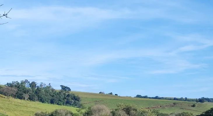Tempo firme marca o domingo em Cascavel