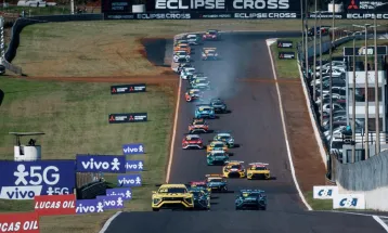 Allam Khodair conquista vitória redentora em Cascavel e quebra jejum na Stock Car