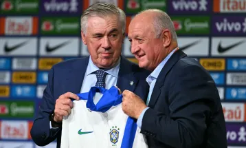 Ancelotti inicia o trabalho no comando da Seleção Brasileira