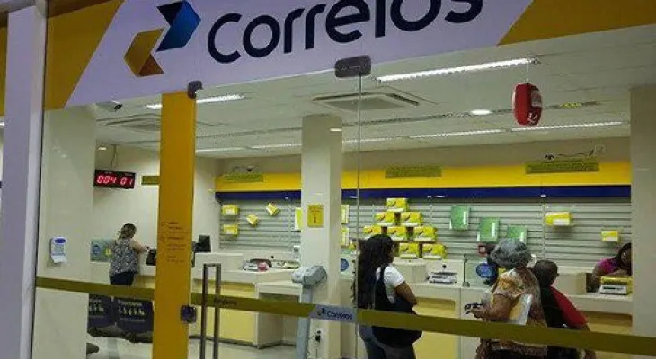 Correios vendem só 3 imóveis no primeiro leilão e crise financeira mantém estatal sob pressão