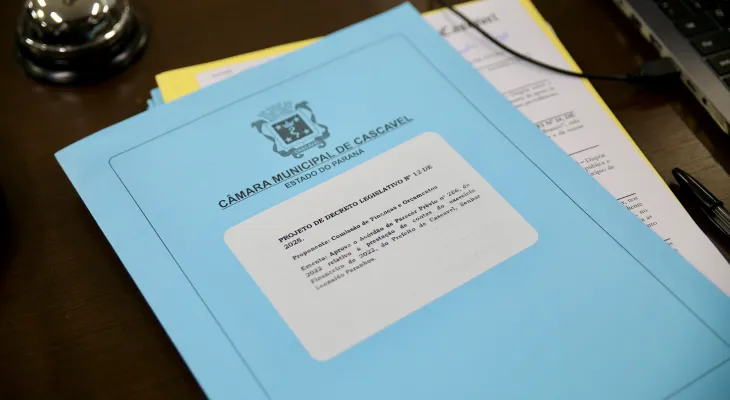 Câmara aprova contas do ex-prefeito Paranhos do exercício 2022