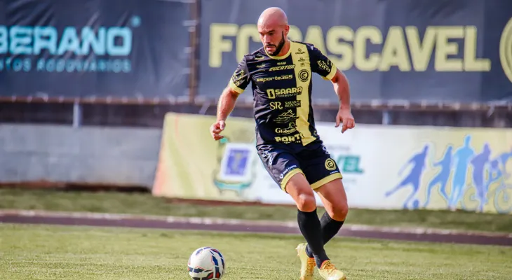 Michel, o camisa 9 que o Cascavel precisava
