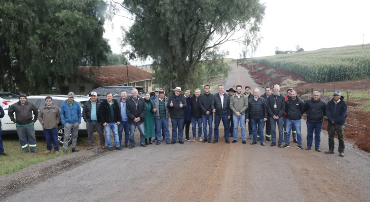 Prefeitura garante mais estrutura na área rural com entrega de pavimentação na comunidade Nossa Senhora da Salete