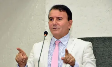 PF mira prefeito de Palmas em operação sobre vazamentos no STJ