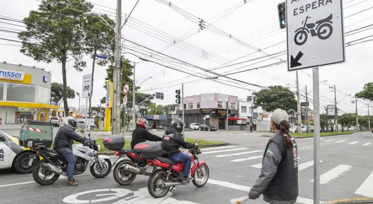 Desde o início do ano, mais de 2 mil acidentes com motociclistas foram registrados em Curitiba