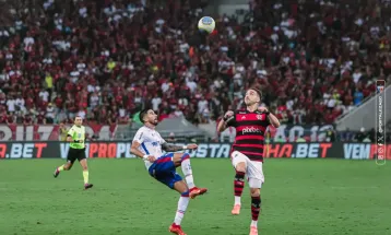 Fla enfrenta Fortaleza mirando ponta da classificação do Brasileiro