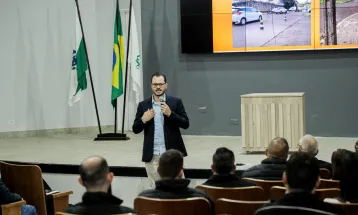 Força-tarefa de remoção de cabos em vias públicas de Cascavel começa ainda este mês