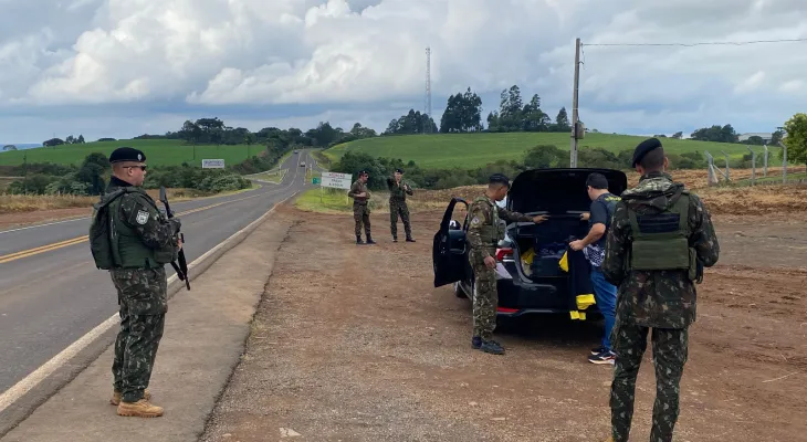 Exército intensifica patrulhamento na fronteira Oeste do Paraná
