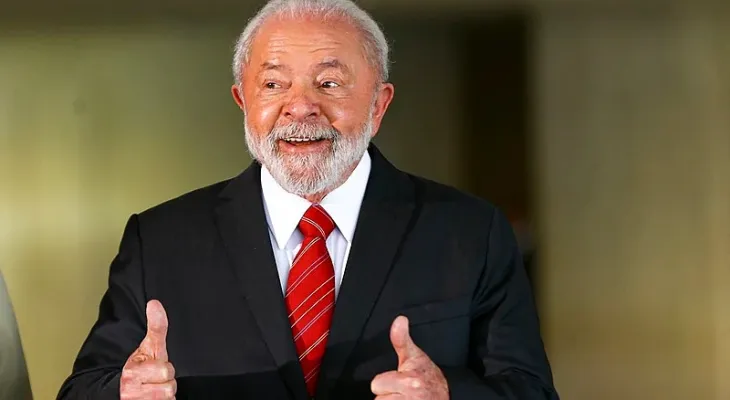 Lula visitará sede da Interpol dias após inclusão de Zambelli na lista de procurados