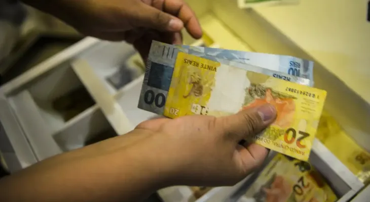 Mercado eleva previsão de expansão da economia para 2,18% em 2025