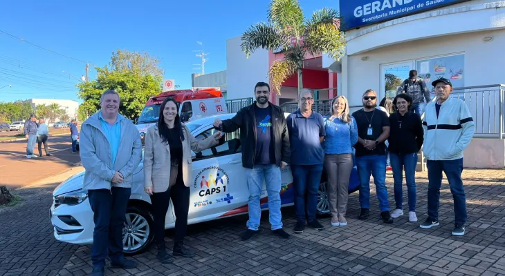 Corbélia recebe novo veículo para o CAPS I e ambulância para o SAMU