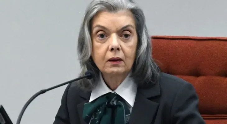 Cármen Lúcia pede vista e paralisa julgamento da revisão da vida toda