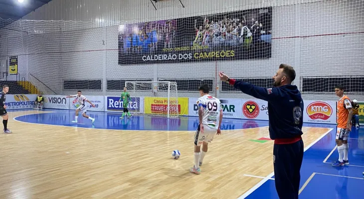 Cascavel Futsal é superado pelo Esporte Futuro no Campeonato Paranaense Sub-20