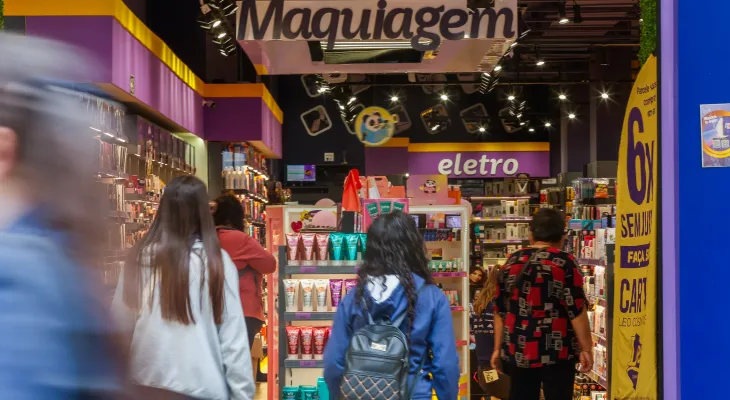 Comércio paranaense acumula alta de 2,4% nas vendas no 1º quadrimestre de 2025