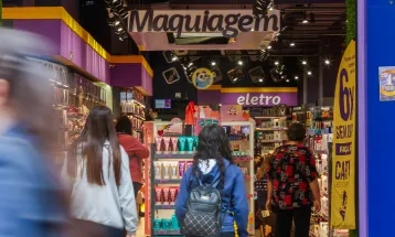 Comércio paranaense acumula alta de 2,4% nas vendas no 1º quadrimestre de 2025